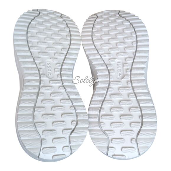 Vessi Stormburst High Womens 9 Dune Beige Waterproof DymaTex Knit Sneaker Boot - Picture 8 of 13